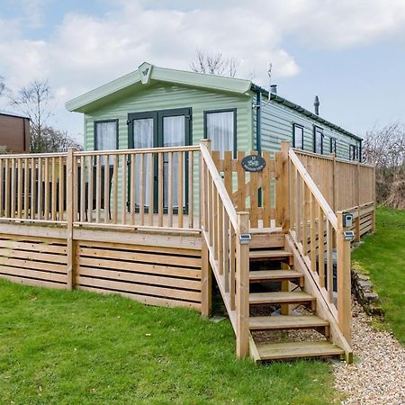 Docker Holiday Park Hotel Carnforth Exterior photo