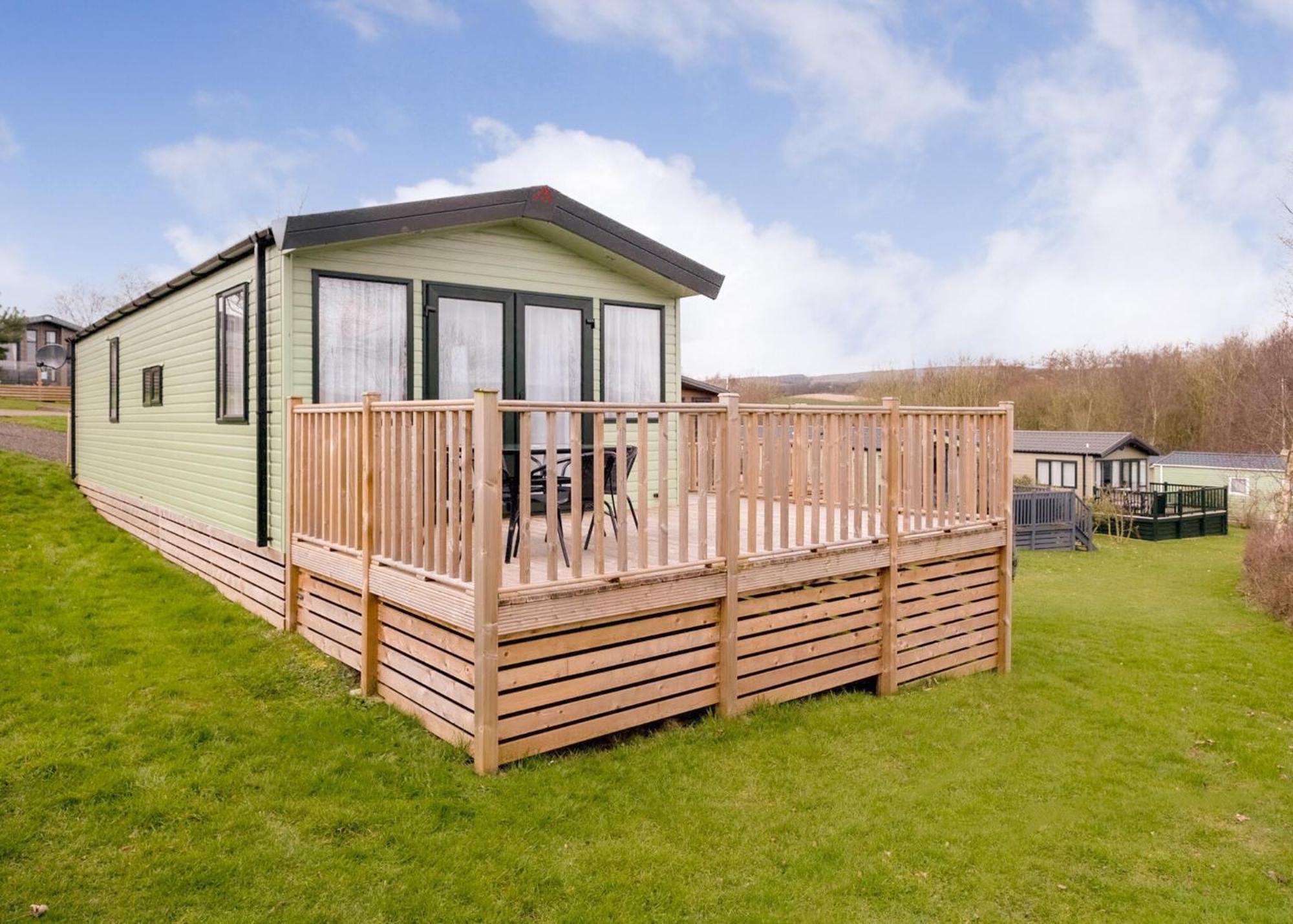 Docker Holiday Park Hotel Carnforth Exterior photo